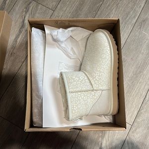 Snow Leopard Uggs